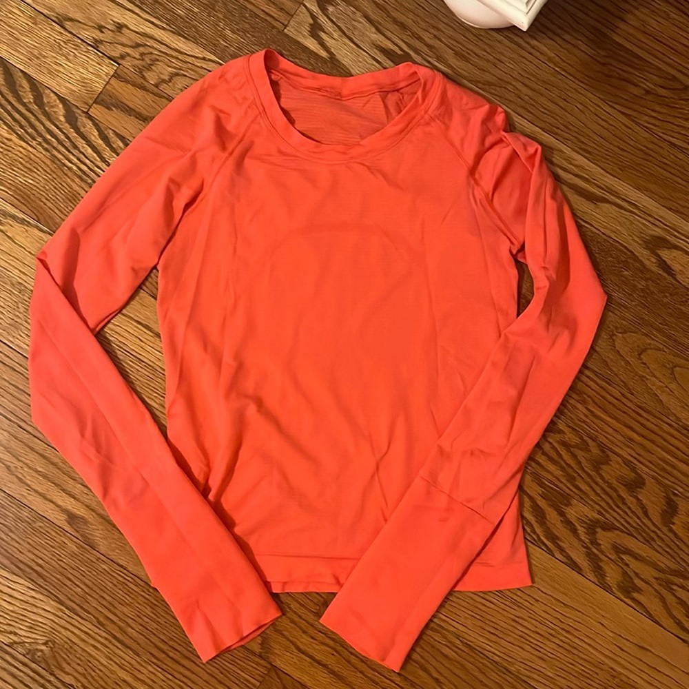 Lululemon Cropped Long Sleeve Swiftly Tech